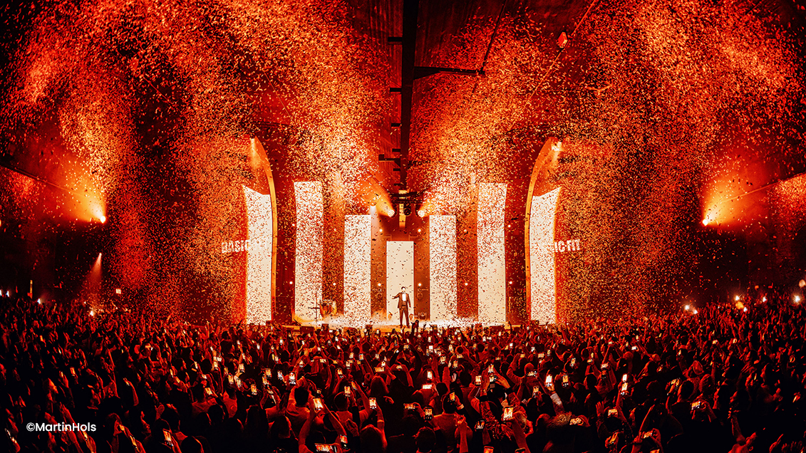 Basic-Fit viert feest: Boost Your Mood!